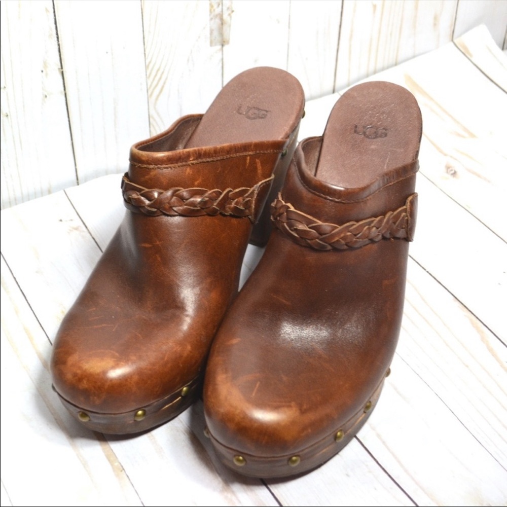 UGG Australia Kaylee Studded Leather Clogs